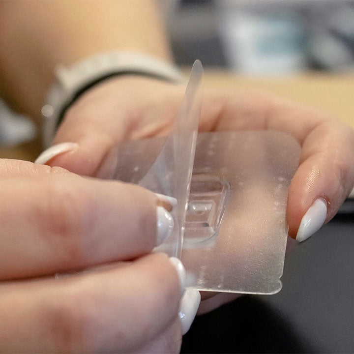 Dwustronny samoprzylepny haczyk do zawieszenia | Artmie