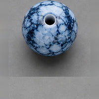 Okrągłe koraliki szklane z efektem marmuru 8 mm – 15 szt. – ciemnoniebieski