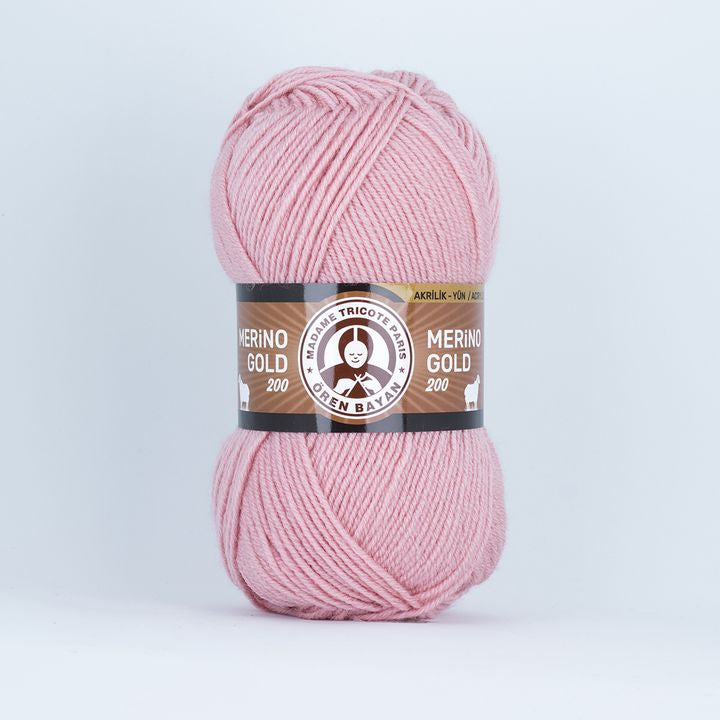 Włóczka dziewiarska Madame Tricote Paris Merino Gold 200 - 100 g – 001 łososiowa