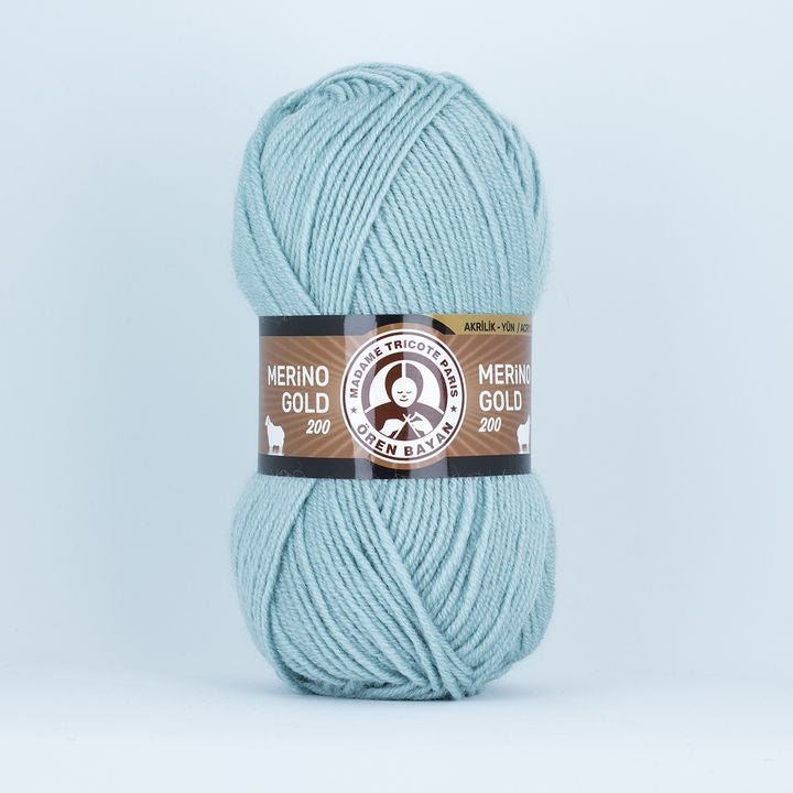 Włóczka dziewiarska Madame Tricote Paris Merino Gold 200 - 100 g – 135 jasnoniebieska