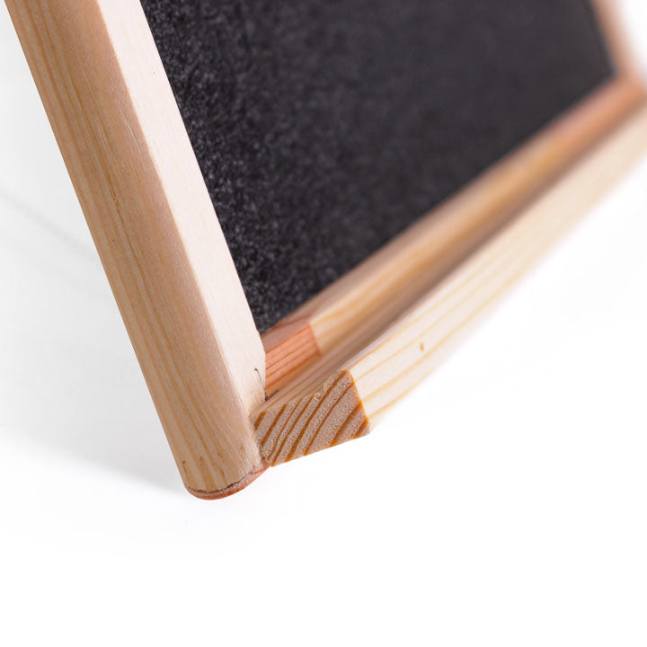 Tablica magnetyczna dwustronna dla dzieci ARTMIE z półeczką 30 x 40 cm | Artmie